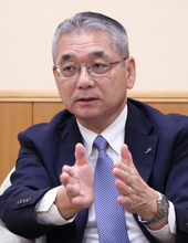 銀行サービス「まず５０万口座」