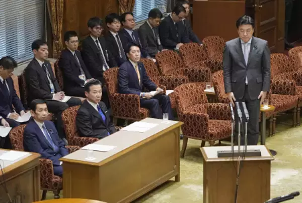 皇室典範改正案、１７日成立