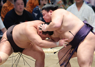 攻める義ノ富士