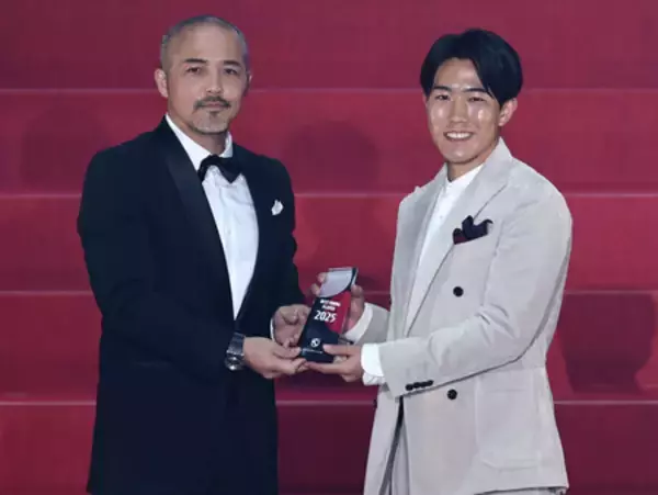 岡山の１９歳佐藤、受賞「期待していた」＝Ｊリーグ・アウォーズ