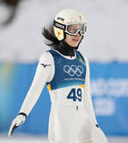 「丸山希８位、メダルならず＝高梨沙羅は１６位―ジャンプ〔ミラノ・コルティナ五輪〕」の画像1