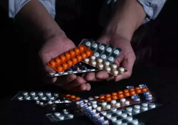 市販薬乱用、若年女性で多く＝高校生７０人に１人経験―厚労省「命に関わり危険」