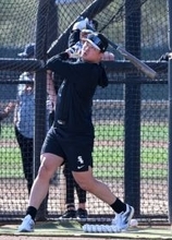 村上、フリー打撃で柵越え８本