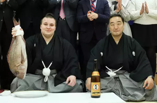 安青錦と安治川親方