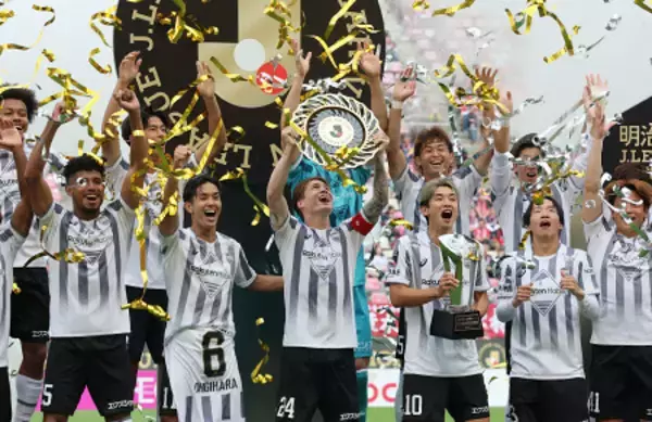 神戸が優勝　Ｊリーグ