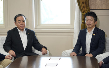 自民、２２日の集中審議提案