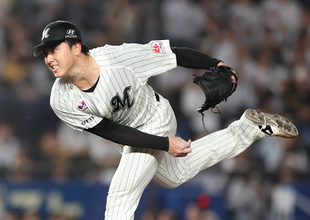 ロッテ先発の田中　プロ野球