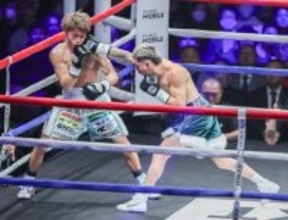 攻められる桑原　ボクシング世界戦