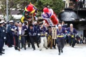 先陣争う「けんか梵天」