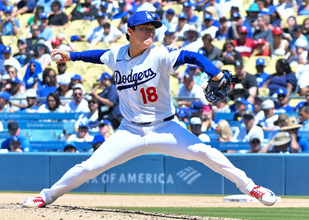 山本、１０奪三振で５勝目　大リーグ
