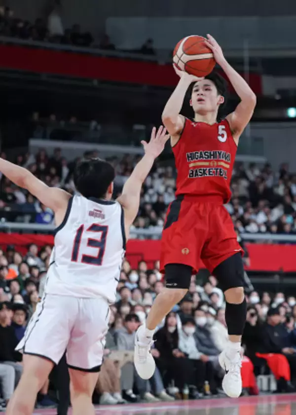 佐藤凪のシュート　全国高校バスケット