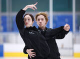 「本田真凜、宇野昌磨組が練習公開＝「代名詞」リフトも―アイスダンス」の画像1