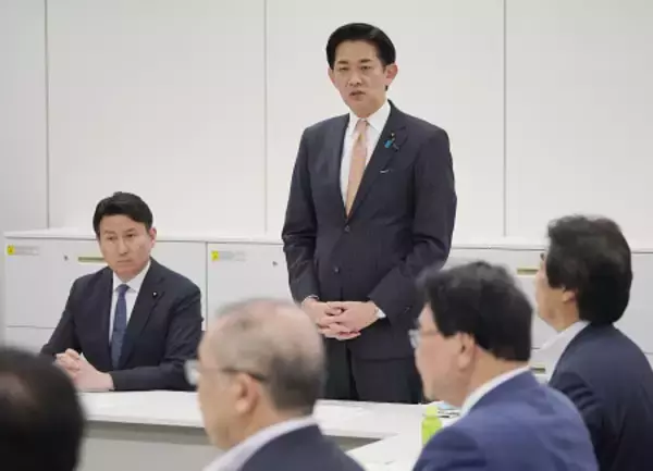 典範改正、与党「一定の進展」