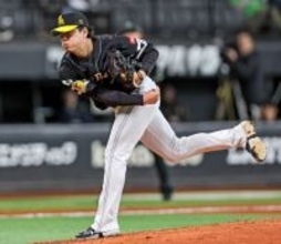 力投する上茶谷　プロ野球