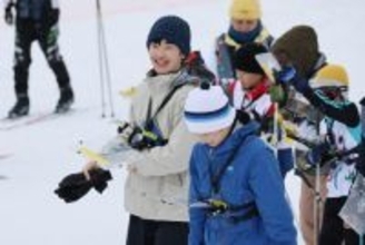 悠仁さま、スキー体験会に