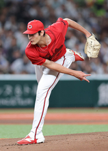 力投するターノック　プロ野球