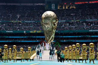 サッカーＷ杯開幕、初の３カ国共催＝メキシコは南アに快勝
