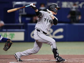 中山の先制打　プロ野球