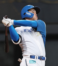 柴田、豪快なプロ１号＝二刀流で期待の２０歳―プロ野球・日本ハム