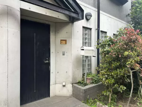 死体遺棄容疑でＩＴ会社社長逮捕＝事務所に血痕、遺体未発見―昨秋から不明の男性役員か・警視庁