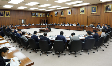 国民投票法改正案が可決