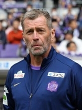 新監督にスキッベ氏　Ｊリーグ