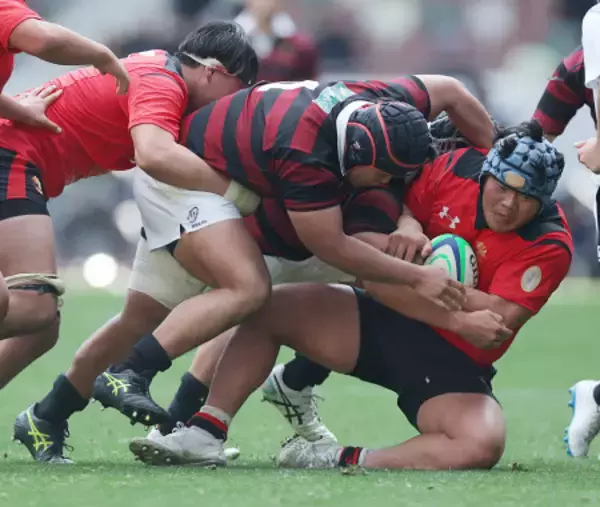 倒される森山　大学ラグビー