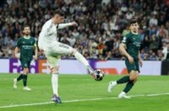 バルベルデがハットトリック　サッカー