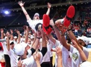 Ａ東京、待望のタイトル＝新たなスタート飾る―全日本バスケット