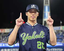１１勝目を挙げた山野　プロ野球