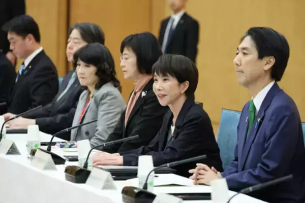 租特見直し「効果の検証大切」＝高市首相、政府税調総会で