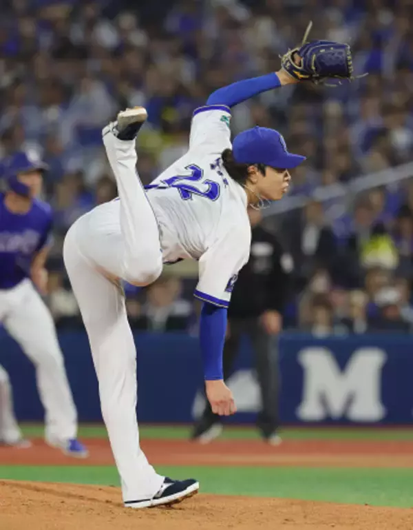 入江の投球　プロ野球