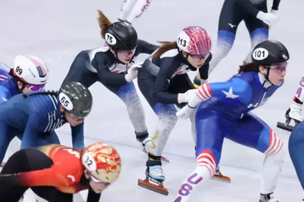 長森にタッチする渡辺　五輪