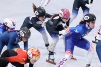 長森にタッチする渡辺　五輪