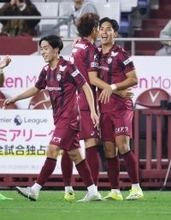 喜ぶ武藤　Ｊリーグ