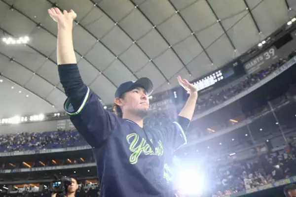 今季初勝利の高梨　プロ野球