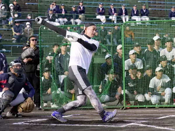 イチローさん、新潟で高校生指導　野球