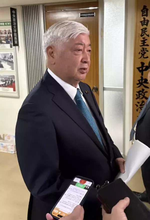 核保有発言「けしからん話」