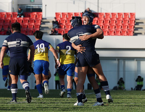 桐蔭学園が３連覇　高校ラグビー
