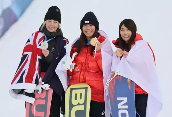 笑顔の深田ら　五輪