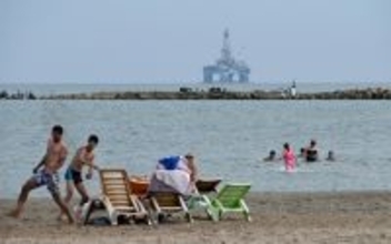 中央アジア産原油も到着へ＝封鎖後初、１２日にも―経産省