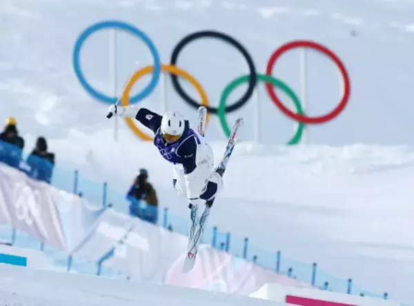 決勝１回目の冨高　五輪