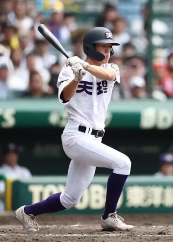 天理が逆転勝ち＝高校野球・高川学園３―６天理