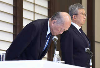 「心よりおわび」と謝罪＝同志社理事長が事故後初会見―辺野古転覆