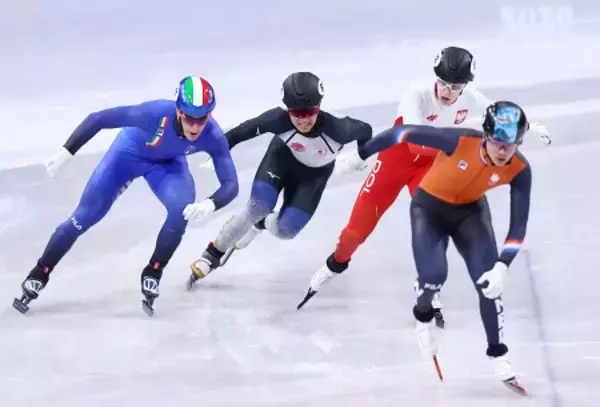 滑走する吉永　五輪