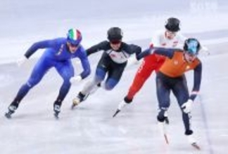 滑走する吉永　五輪