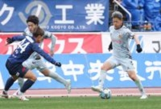 ５８歳カズ、開幕スタメン＝前半２０分で交代―Ｊ２・Ｊ３リーグ