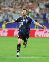 メッシ、史上初の７戦連発＝今大会６点目―Ｗ杯サッカー・アルゼンチン