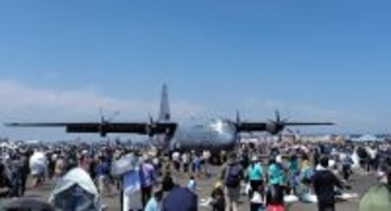 米軍横田基地で友好祭