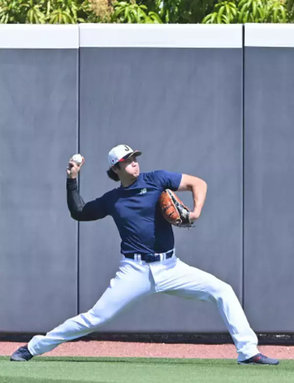 侍ジャパン、マイアミで初練習　野球